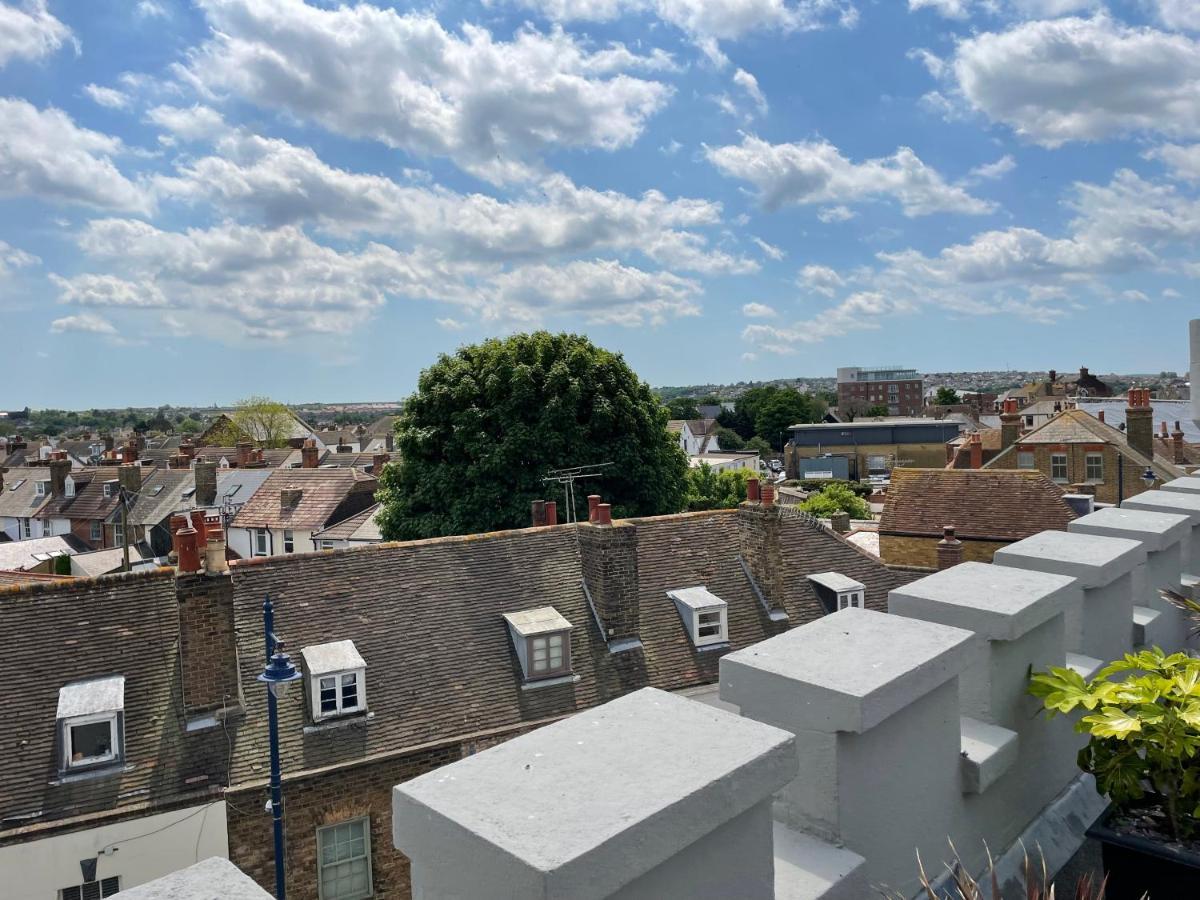 Castle House Villa Whitstable Exterior foto